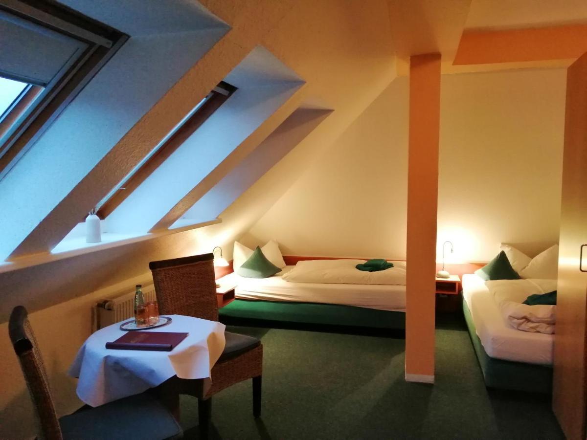 Hotel Fahrhaus Niederkleveez Boßdorf Esterno foto